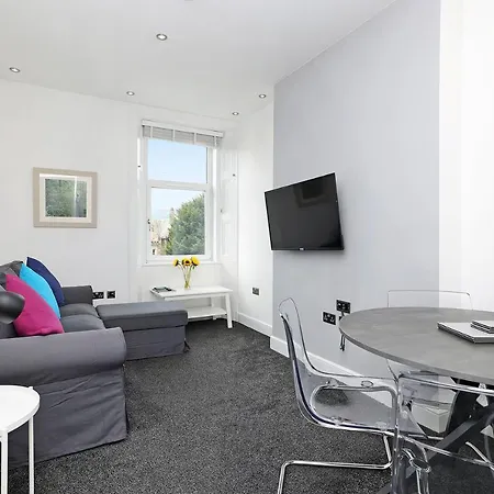 One Bed Apartment In The Heart Of Innerleithen Exterior photo